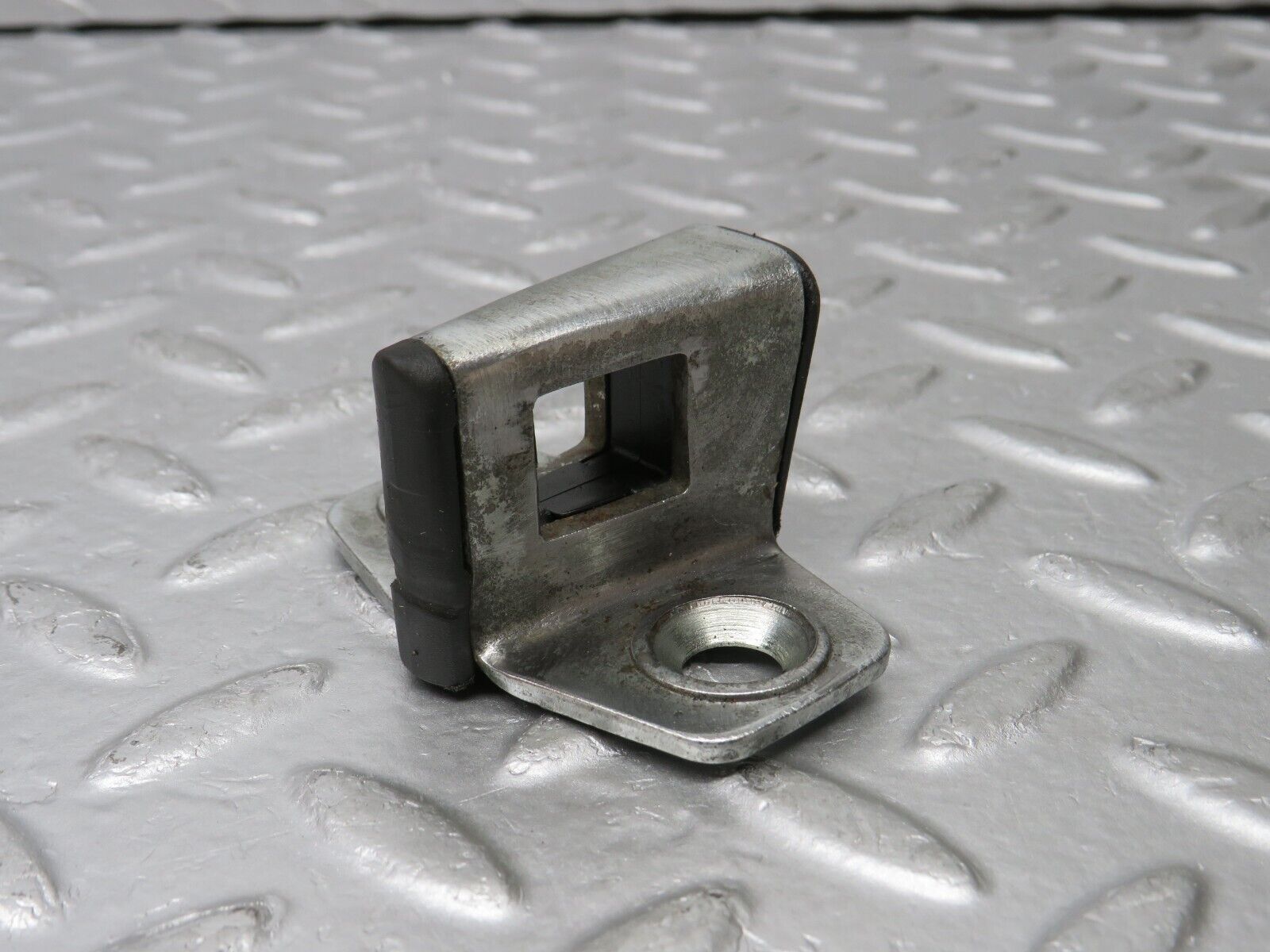 38422 Mercedes-Benz R129 280SL Coupe Door Lock Latch