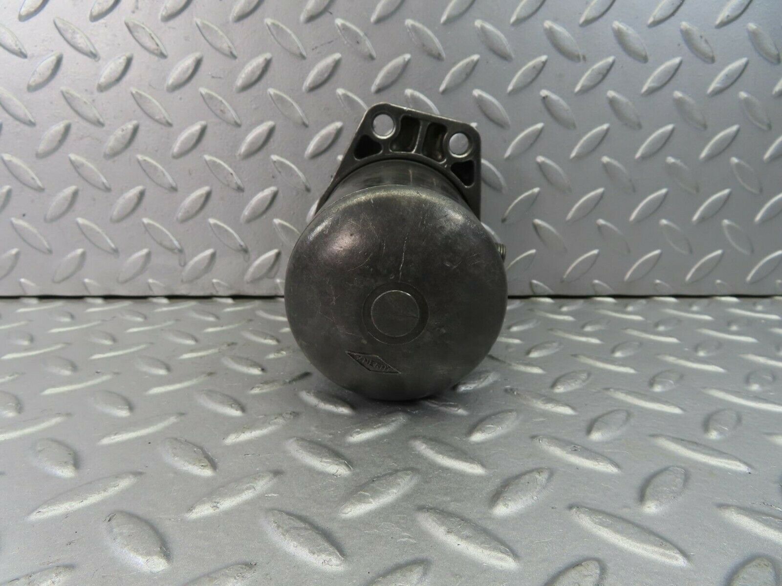 8914 Mercedes-Benz W108 Fuel Filter Housing Knecht