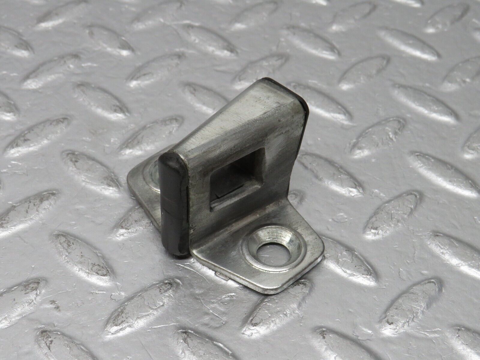 38860 Mercedes-Benz W201 190E 2.6L Door Lock Latch