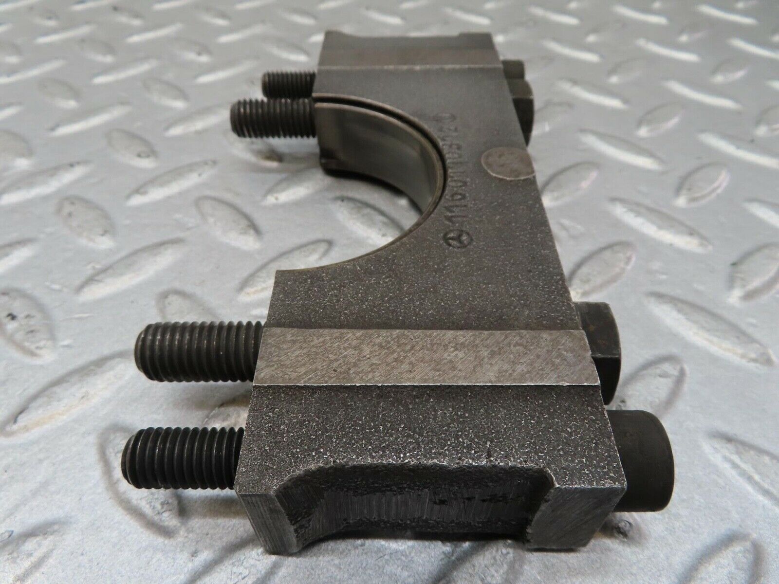 16545 Mercedes-Benz C107 350SLC Coupe Crankshaft Bearing Holder Block 1160110312