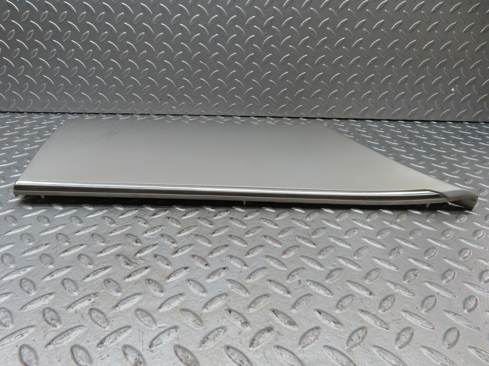 19320 Mercedes-Benz C140 CL420 Coupe Rear Right Fender Wing Lower Trim 1406908640