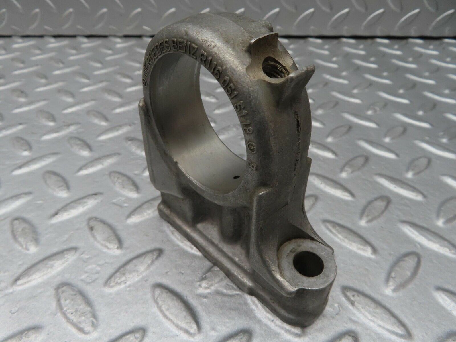 16715 Mercedes-Benz C107 380SLC Camshaft Tower Bearing 1160515118