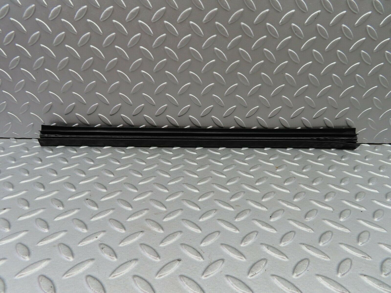 6097 Mercedes-Benz W126 380SE Inner Window Weatherstrip Seal Rear Left