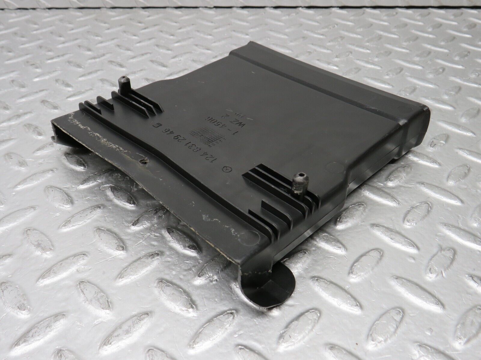 37958 Mercedes-Benz A124 320E Cabriolet Ventilation Air Duct Under Seat 1248312946