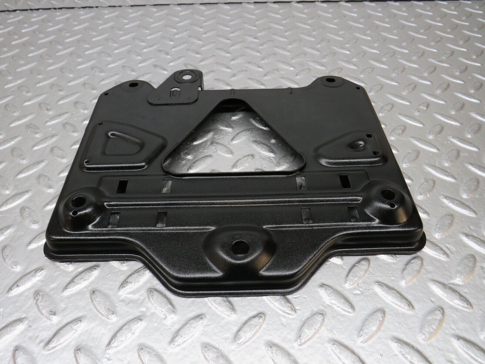 31426 Mercedes-Benz S124 220TE Wagon Battery Tray