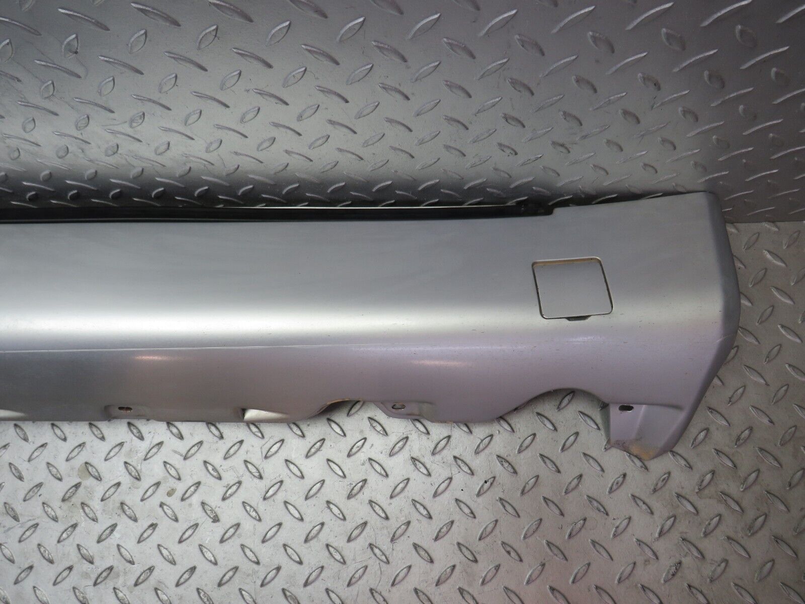 39541 Mercedes-Benz R129 320SL Coupe Side Skirt Left Side 1296902740