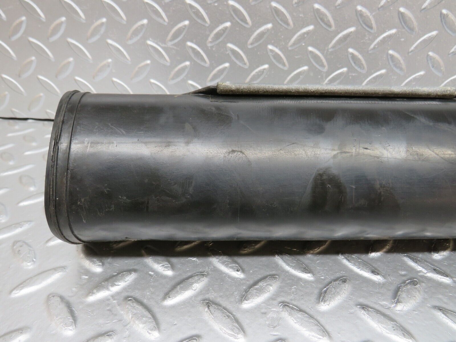 31843 Mercedes-Benz W201 190LE 1.8L Fuel Vapor Charcoal Filter Canister With Hose 2014700259