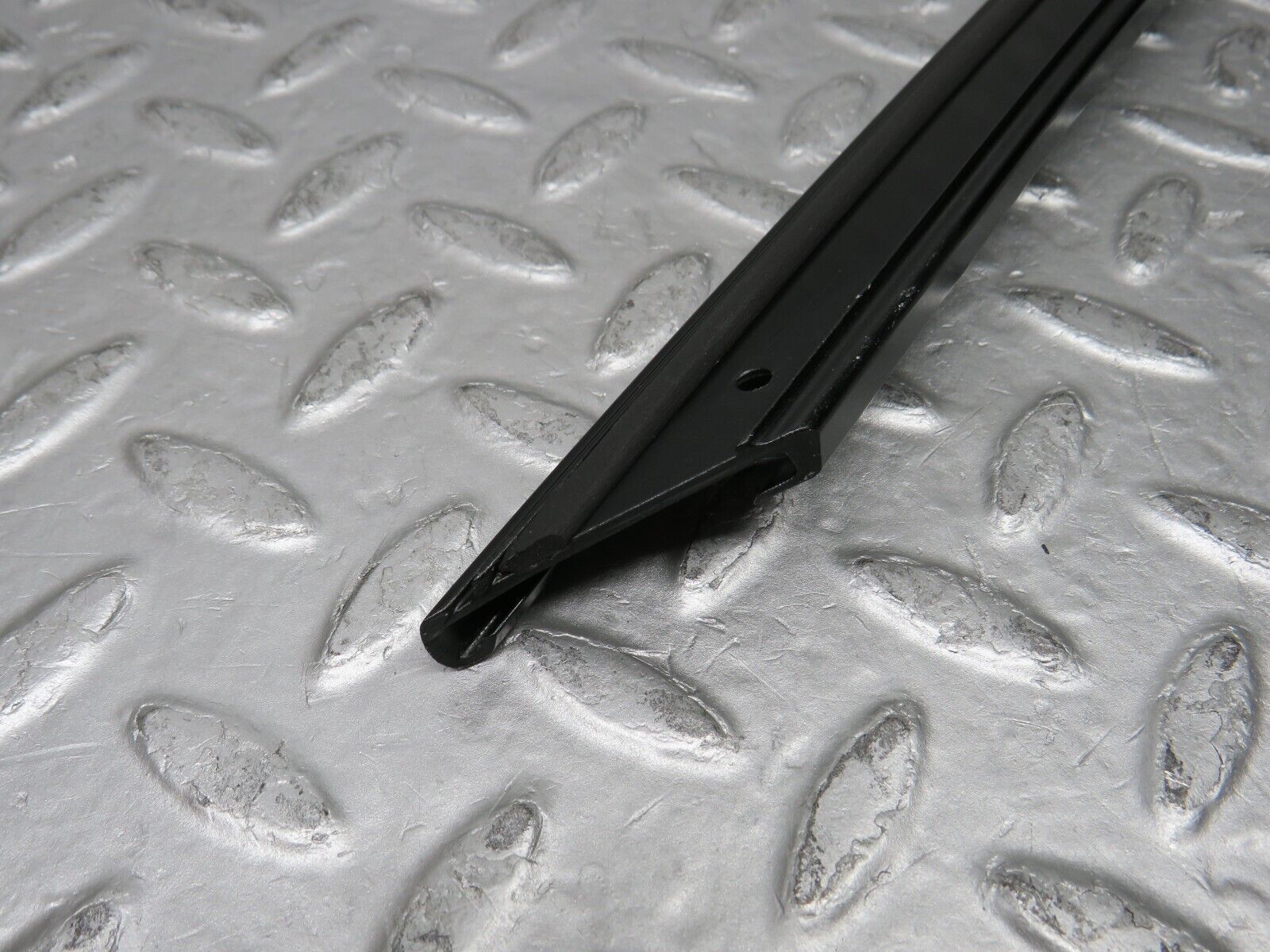 37894 Mercedes-Benz A124 320E Cabriolet A Pillar Sealing Rail Trim Right Side