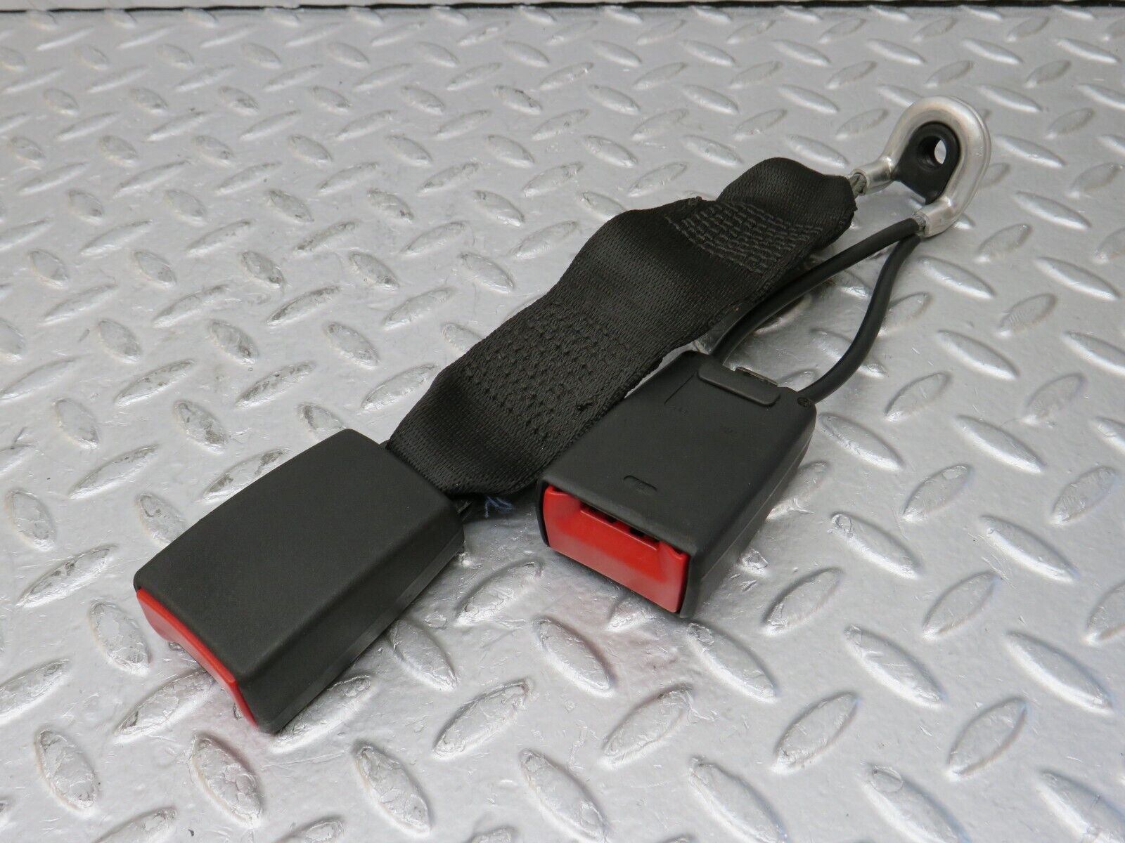 35085 Mercedes-Benz W210 320E Rear Double Seat Belt Buckle 2108600669