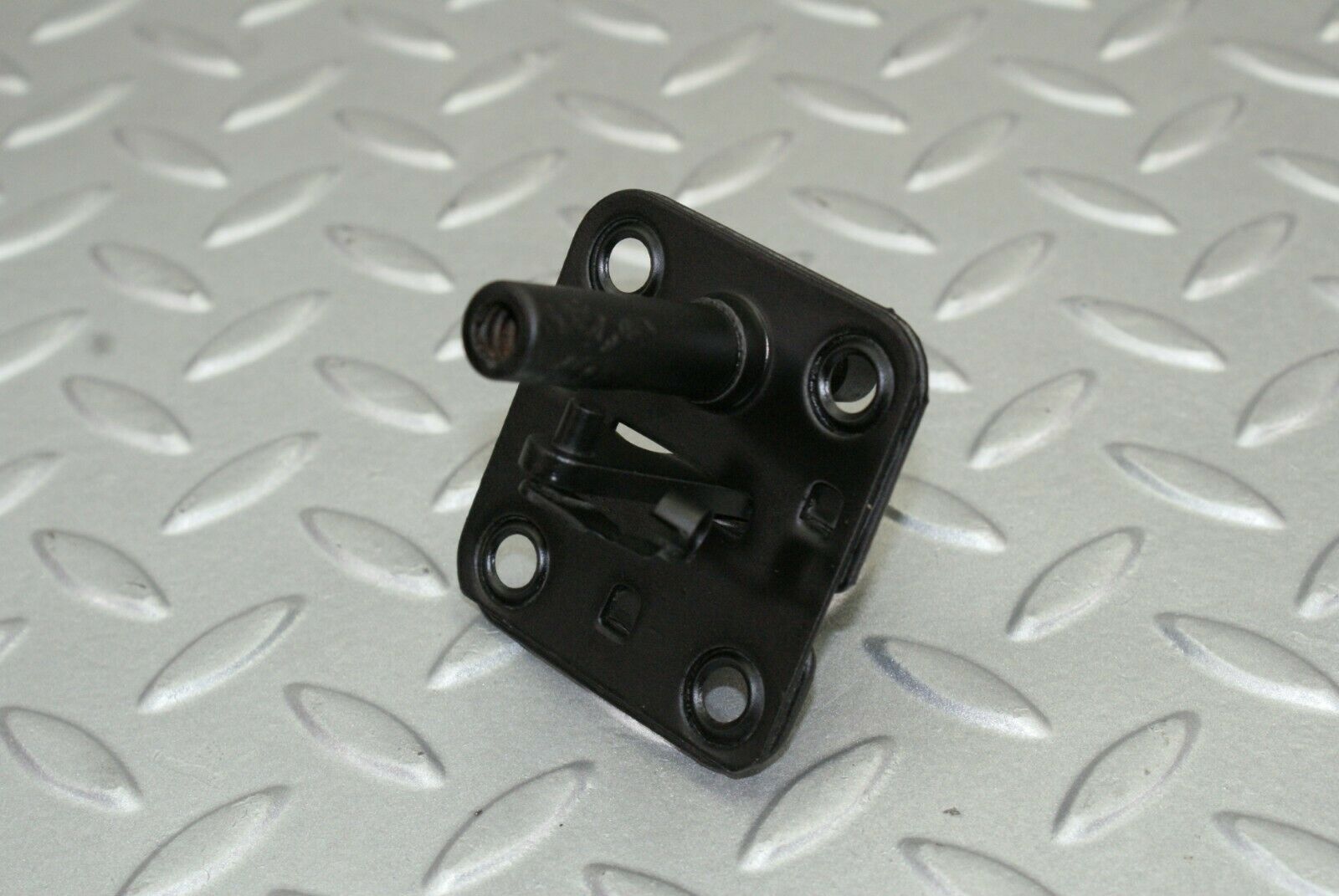 2664 Mercedes-Benz W116 350SE Bonnet Lock