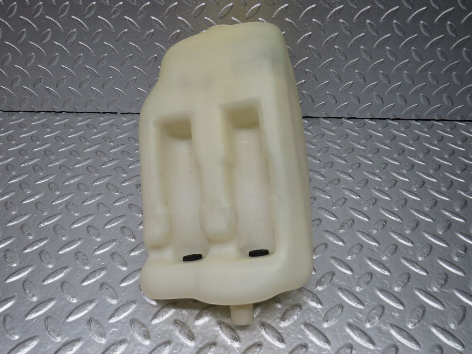 32561 Mercedes-Benz S124 300TE Wagon Windscreen Washer Fluid Tank 1248690520