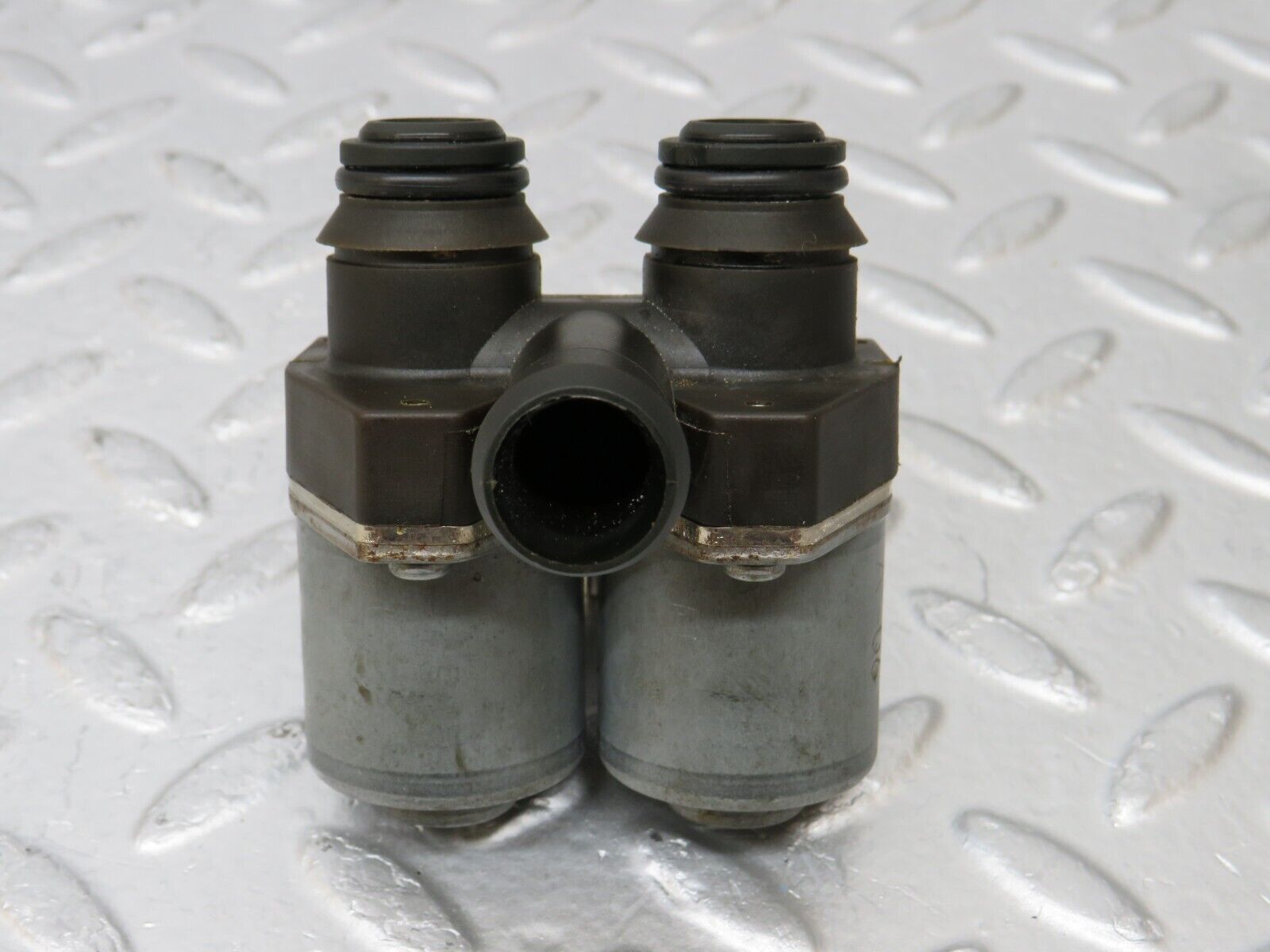 34900 Mercedes-Benz W210 320E Heater Control Duo Valve 0018307784