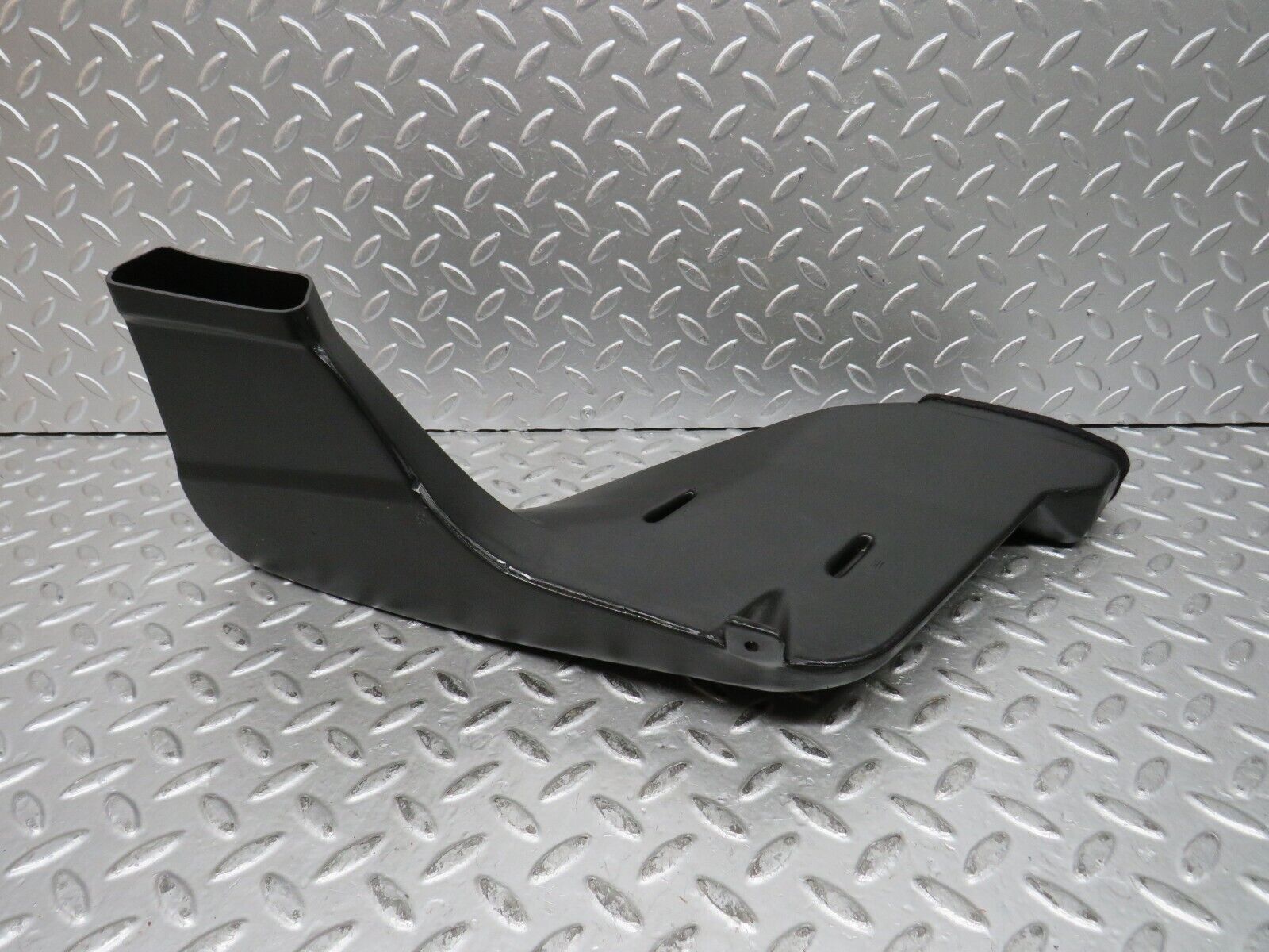 28946 Mercedes-Benz C124 320CE Coupe Heater Air Duct Vent Right Side 1248311346