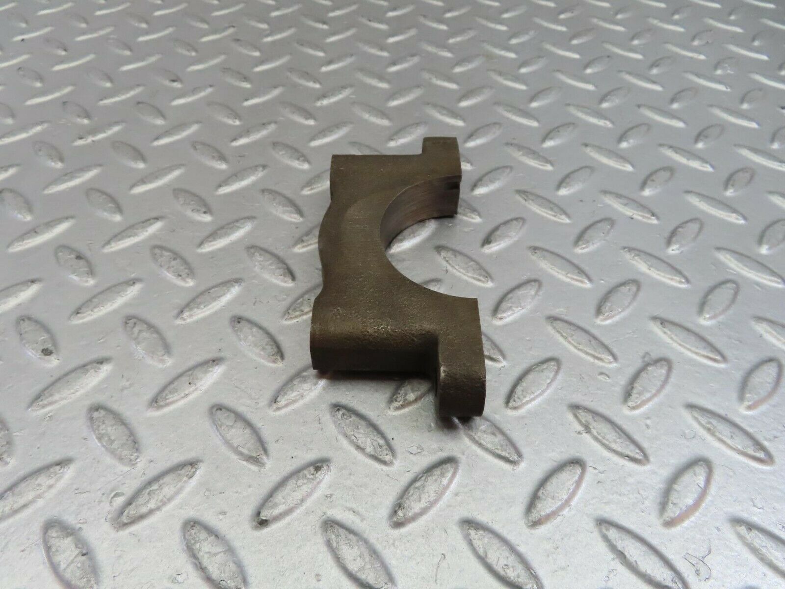 10218 Mercedes-Benz W111 220SE Crankshaft Bearing Holder Block 1800110011