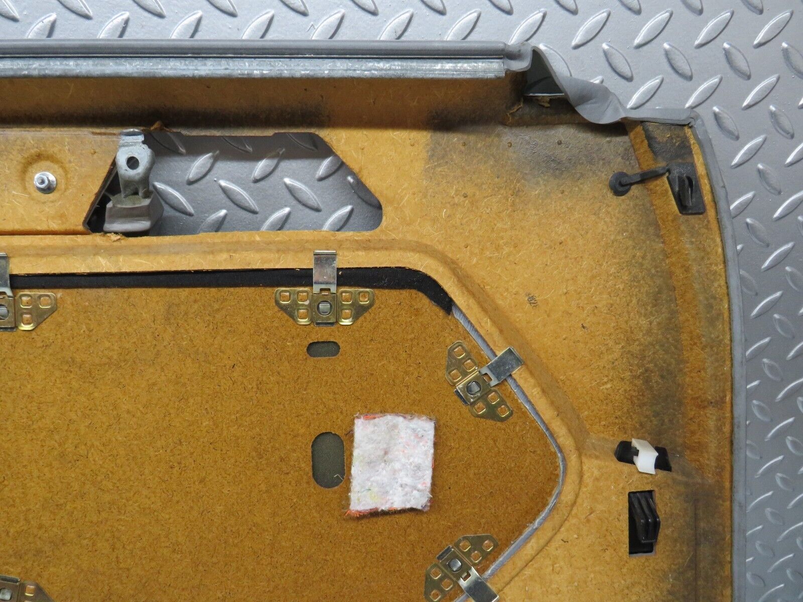 31178 Mercedes-Benz S124 220TE Wagon Front Right Door Card Grey