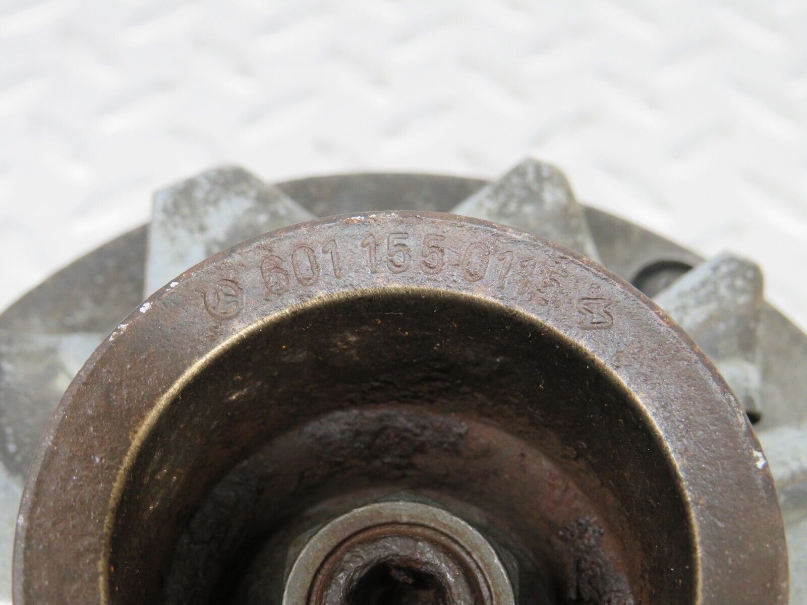 36666 Mercedes-Benz W201 190E 2.0L Alternator Generator 6011550115