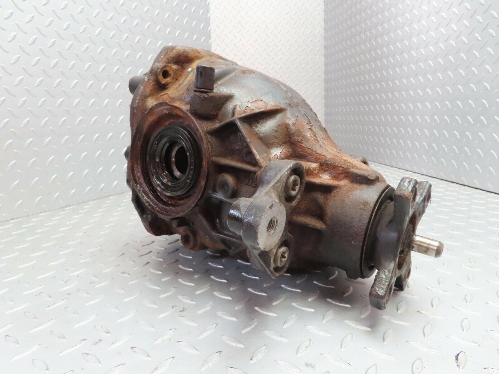 12689 Mercedes-Benz W221 S320 Rear Differential Ratio 2.65 2213510108