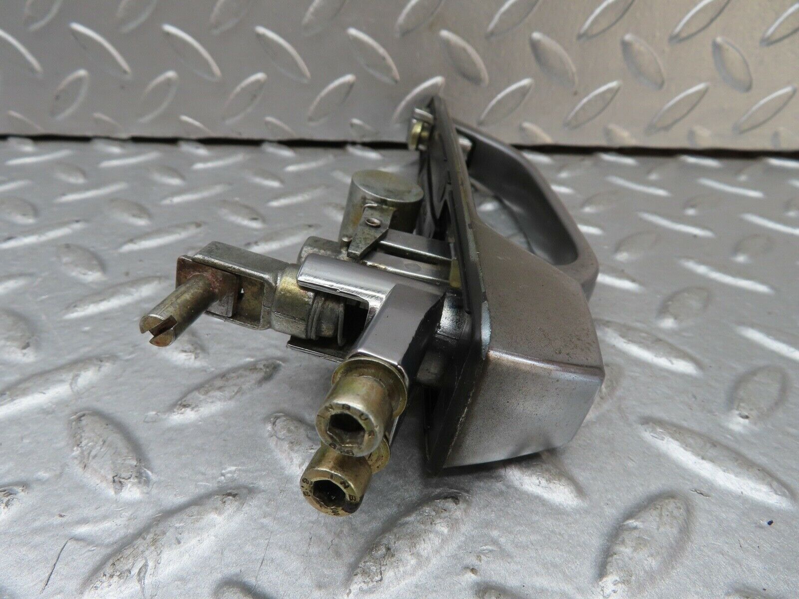 18794 Mercedes-Benz W116 Rear Exterior Chrome Door Handle 1167600059