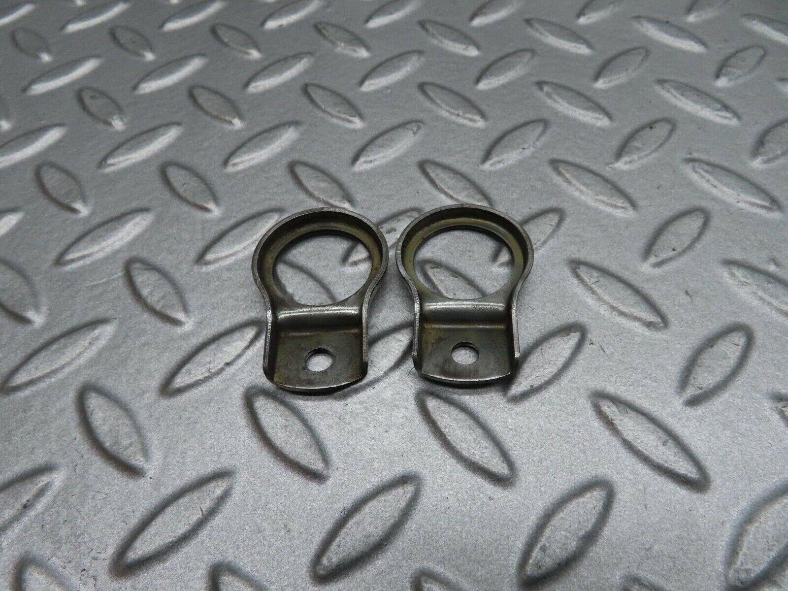 12493 Mercedes-Benz W108 280SE 3.5 Fuel Injector Bracket