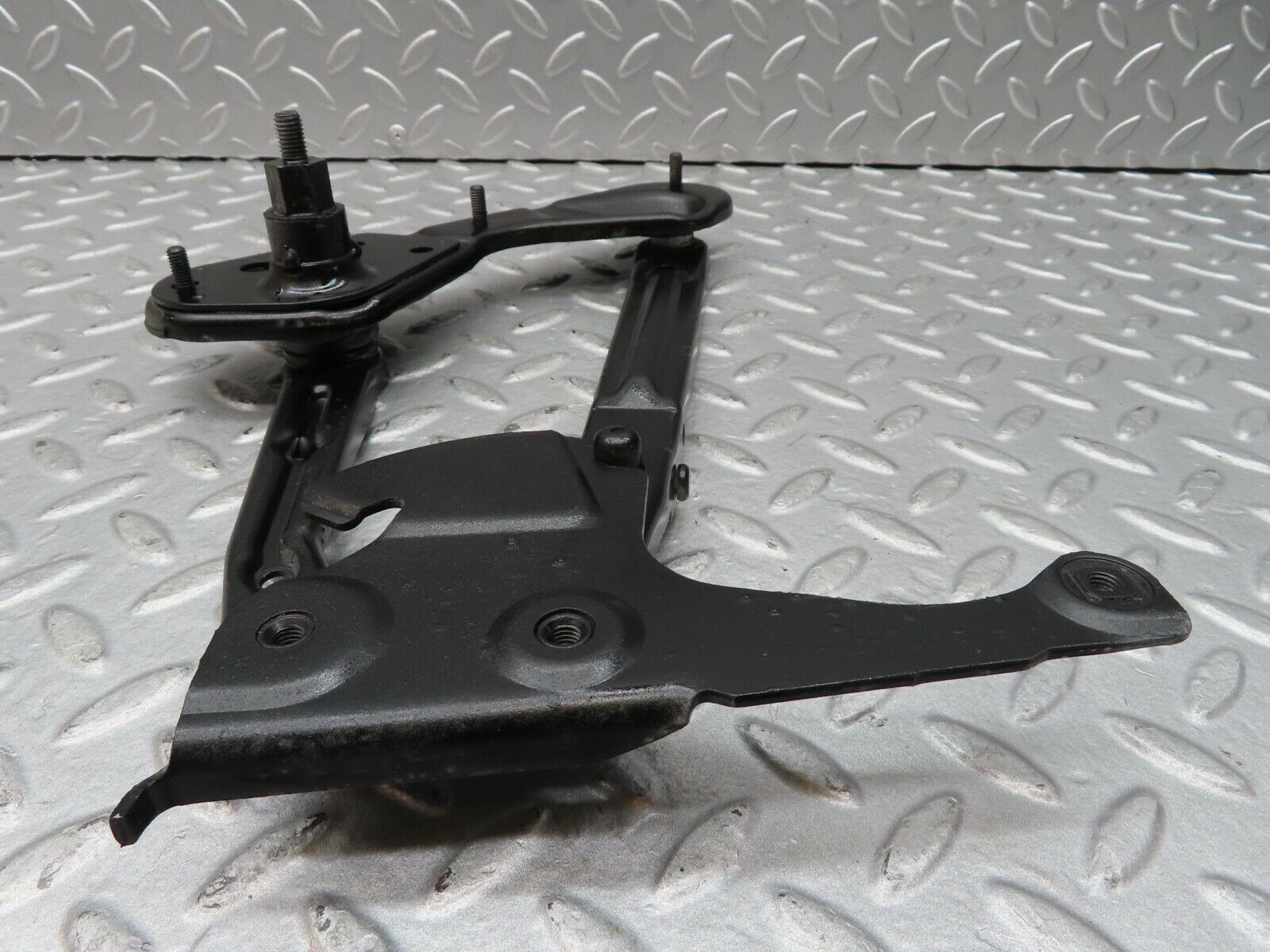 16425 Mercedes-Benz W124 260E Bonnet Hinge Left Side