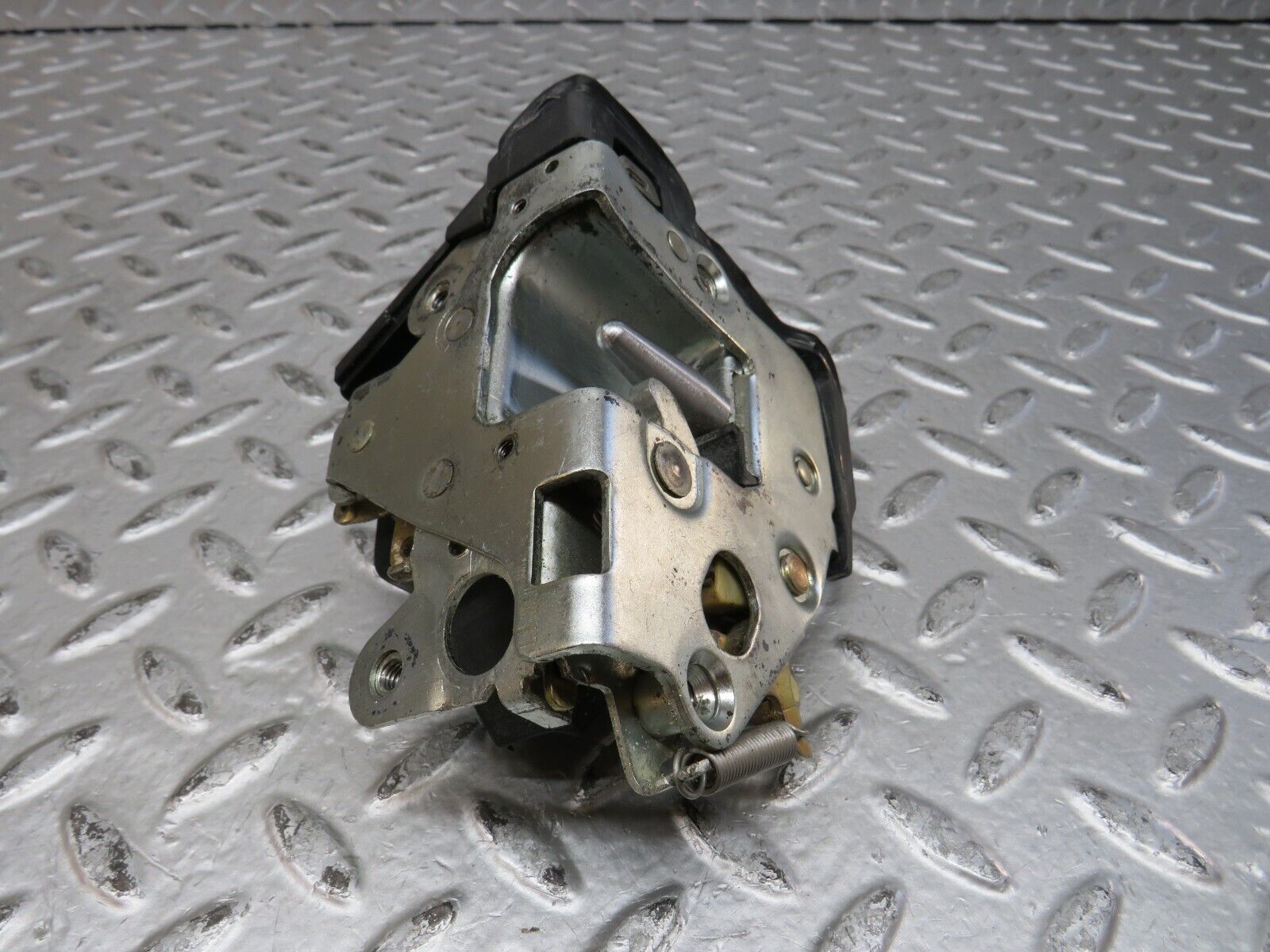 28741 Mercedes-Benz W123 230E Rear Right Door Lock Mechanism 1237230208