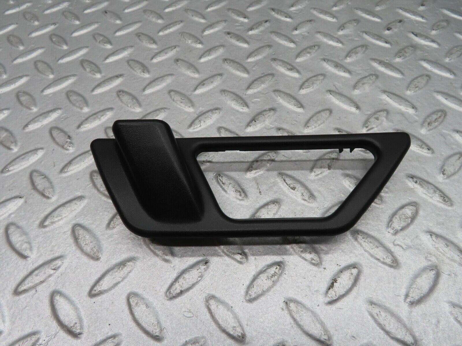 16243 Mercedes-Benz W124 260E Door Opener Frame Front Right