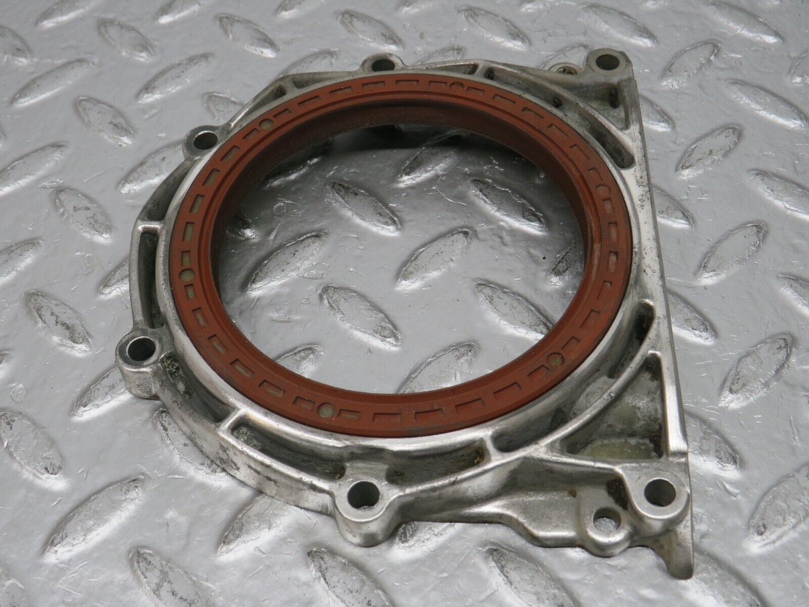 32617 Mercedes-Benz S124 300TE Wagon Crankshaft Rear Sealing Cover 6010110108