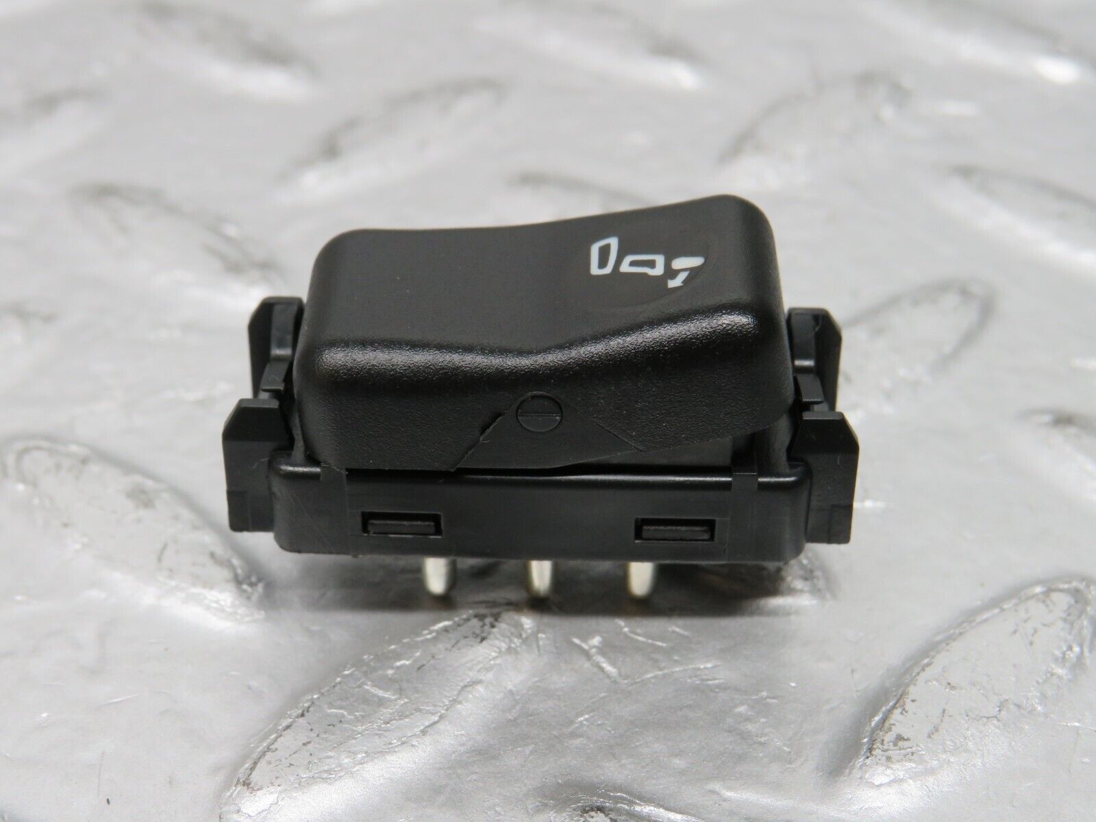 29526 Mercedes-Benz W124 230E Rear Headrest Release Control Switch