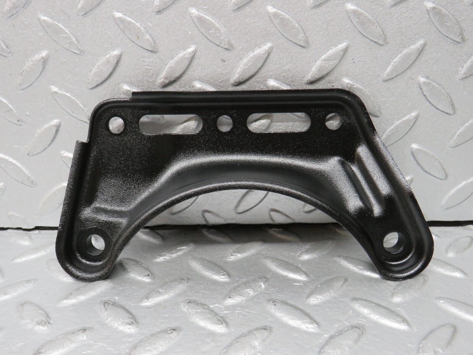 38968 Mercedes-Benz W201 190E 2.6L Air Conditioning Compressor Support Bracket