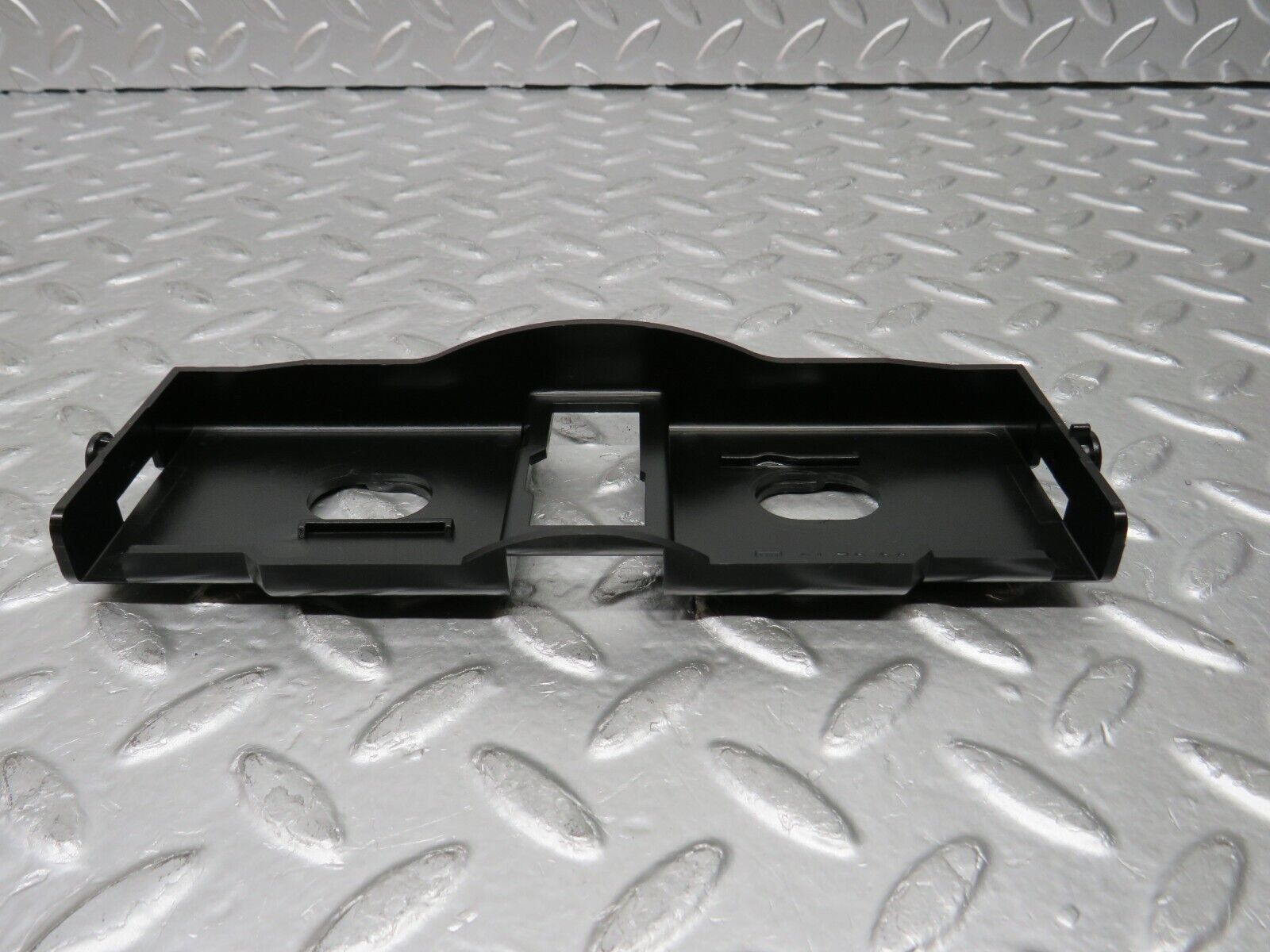 29415 Mercedes-Benz W124 230E Heating Regulator Holder