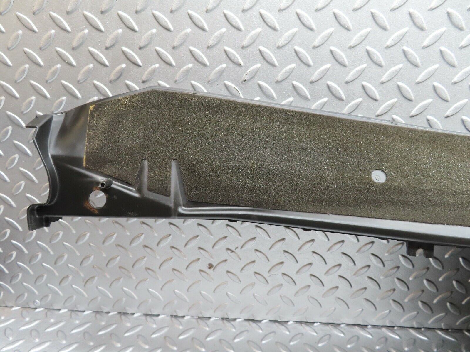 19531 Mercedes-Benz C140 CL420 Coupe Engine Bay Water Tank Cover 1408300767