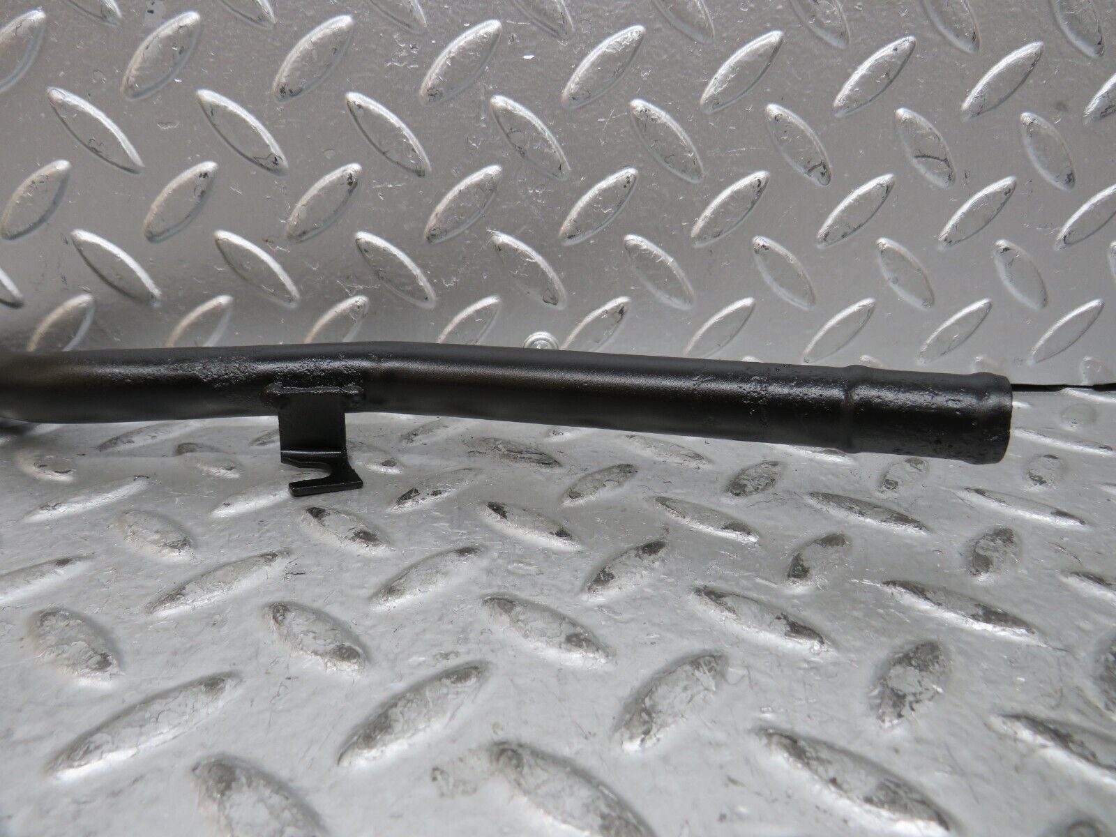 29130 Mercedes-Benz C124 320CE Coupe Water Cooling Pipe