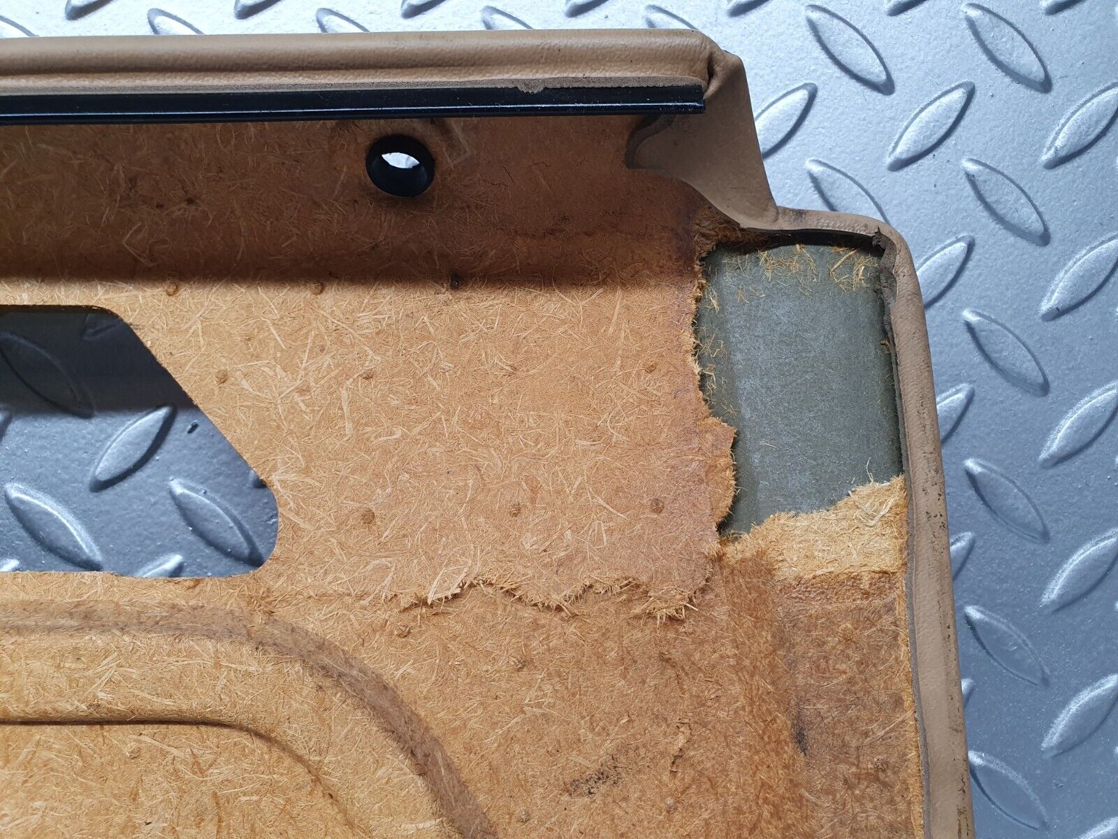 41481 Mercedes-Benz W124 200E Rear Right Door Card Palomino