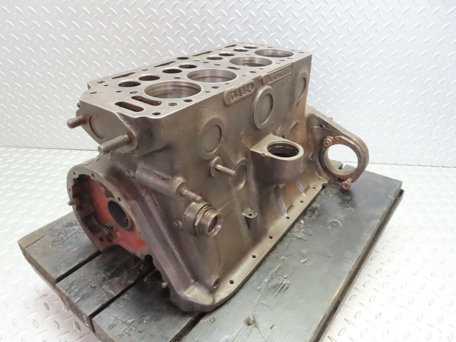 18557 Mercedes-Benz W136 170V Engine Block 1810110601 M136.925