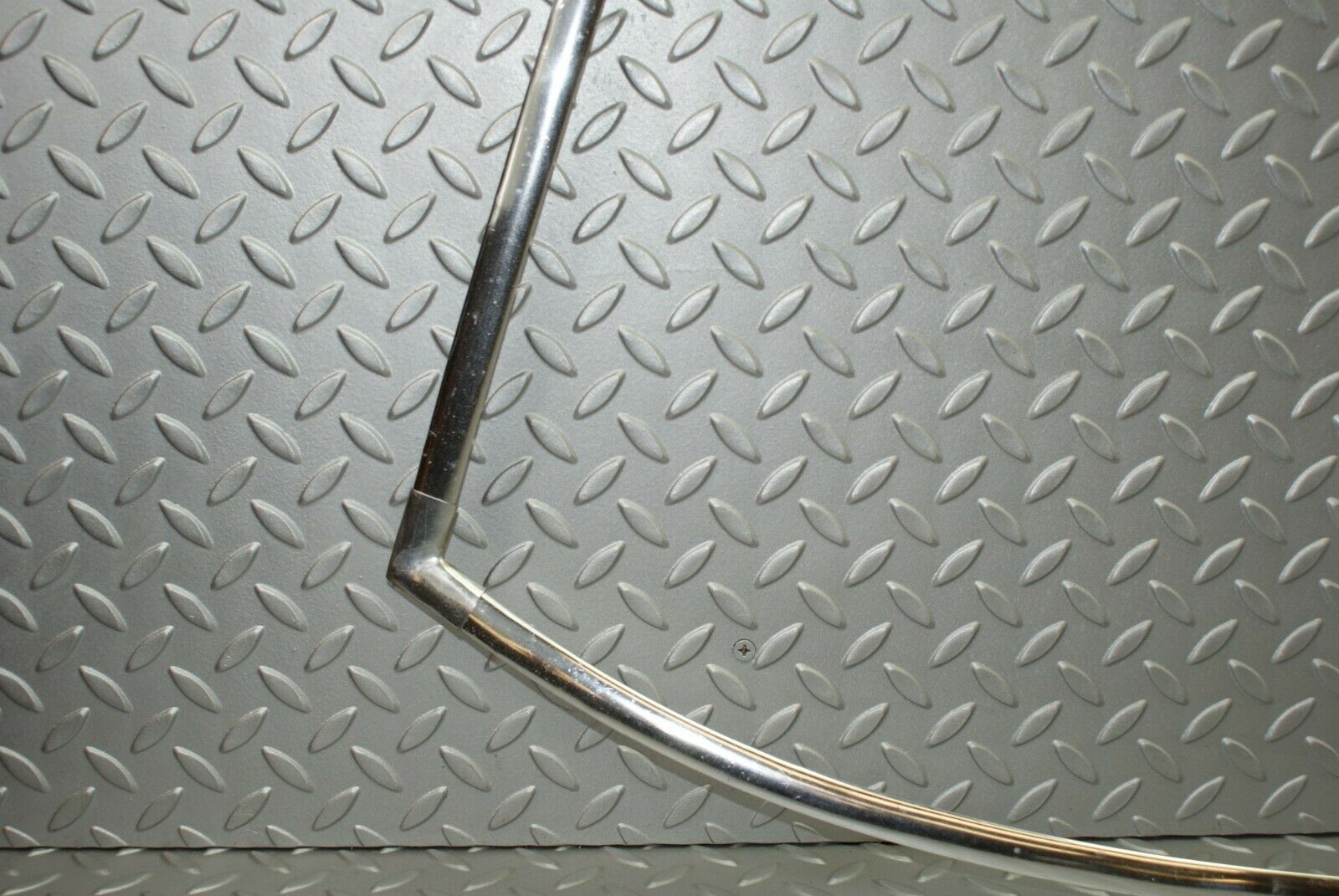 2922 Mercedes-Benz C123 280CE Coupe Front Windscreen Chrome Trim