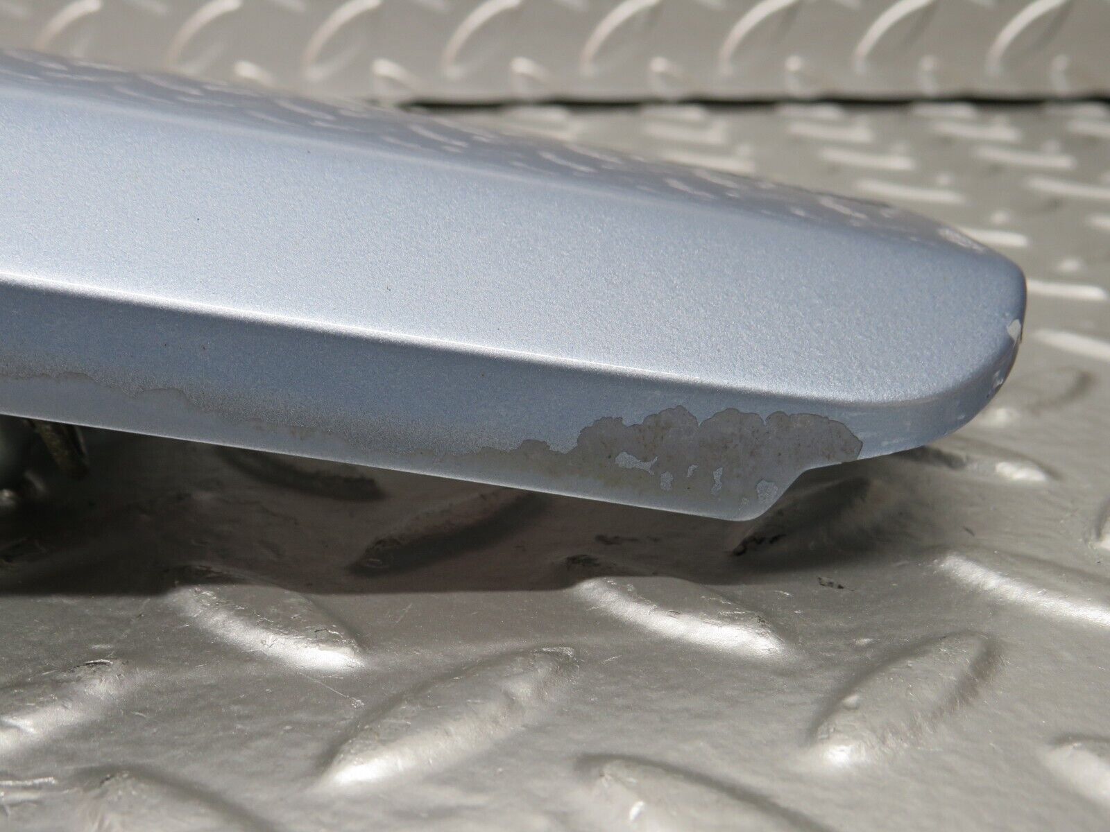 25158 Mercedes-Benz W201 190D Fuel Tank Flap Cap 2015840039