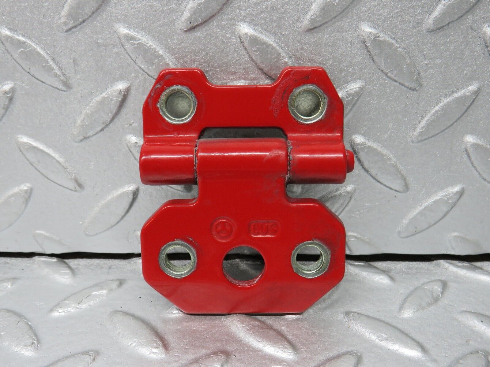 38800 Mercedes-Benz W201 190E 2.6L Door Hinge Right Side