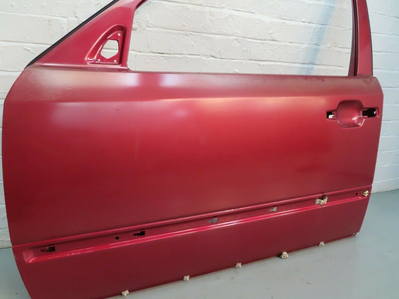 6696 Mercedes-Benz S124 E220 Wagon Front Left Door