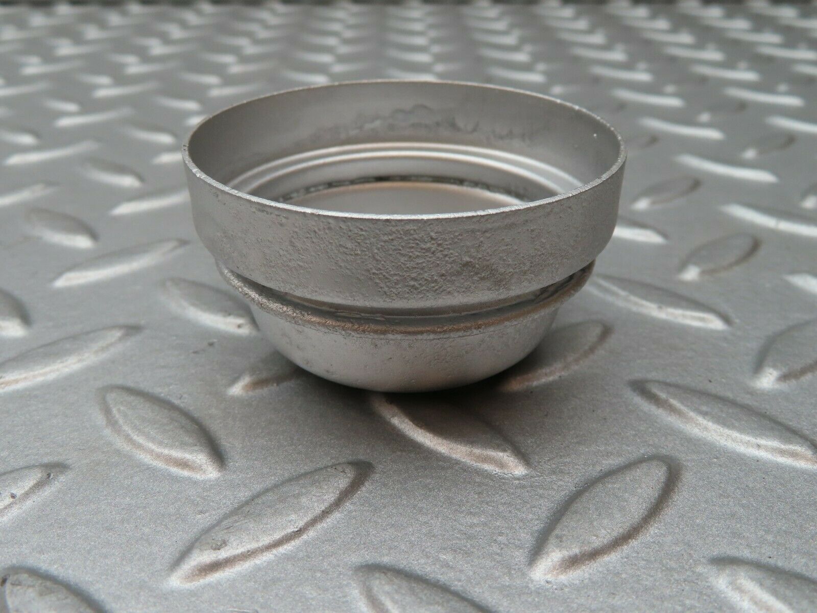 4176 Mercedes-Benz C123 230CE Coupe Wheel Bearing Dust Cap