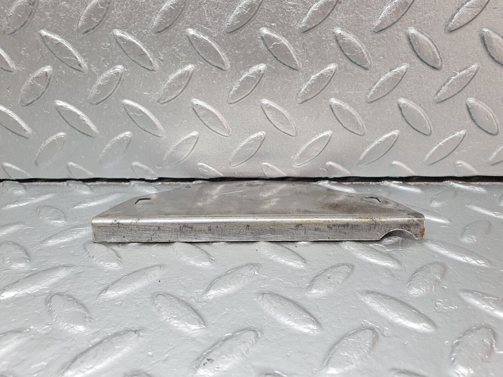 40794 Mercedes-Benz W123 300D Gearbox Flange Cover