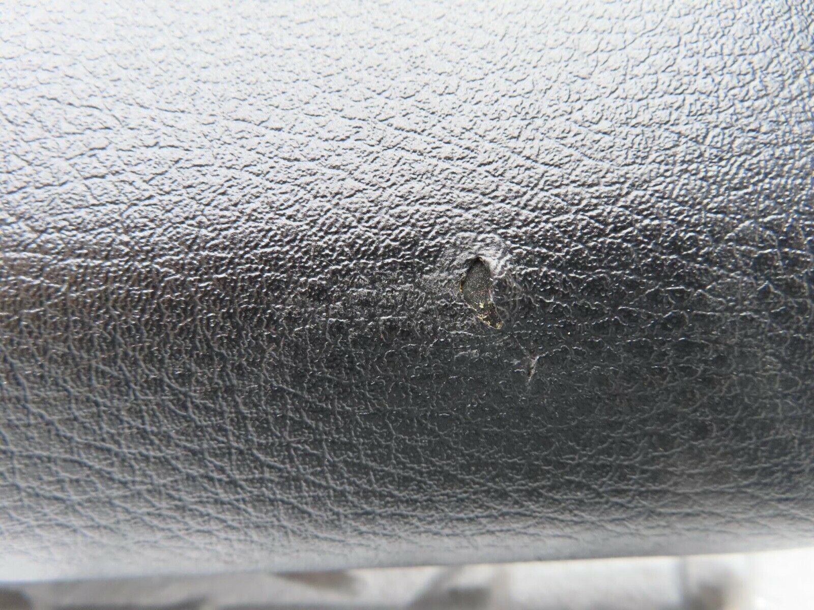 14232 Mercedes-Benz W116 350SE B Pillar Cover Left Side Black