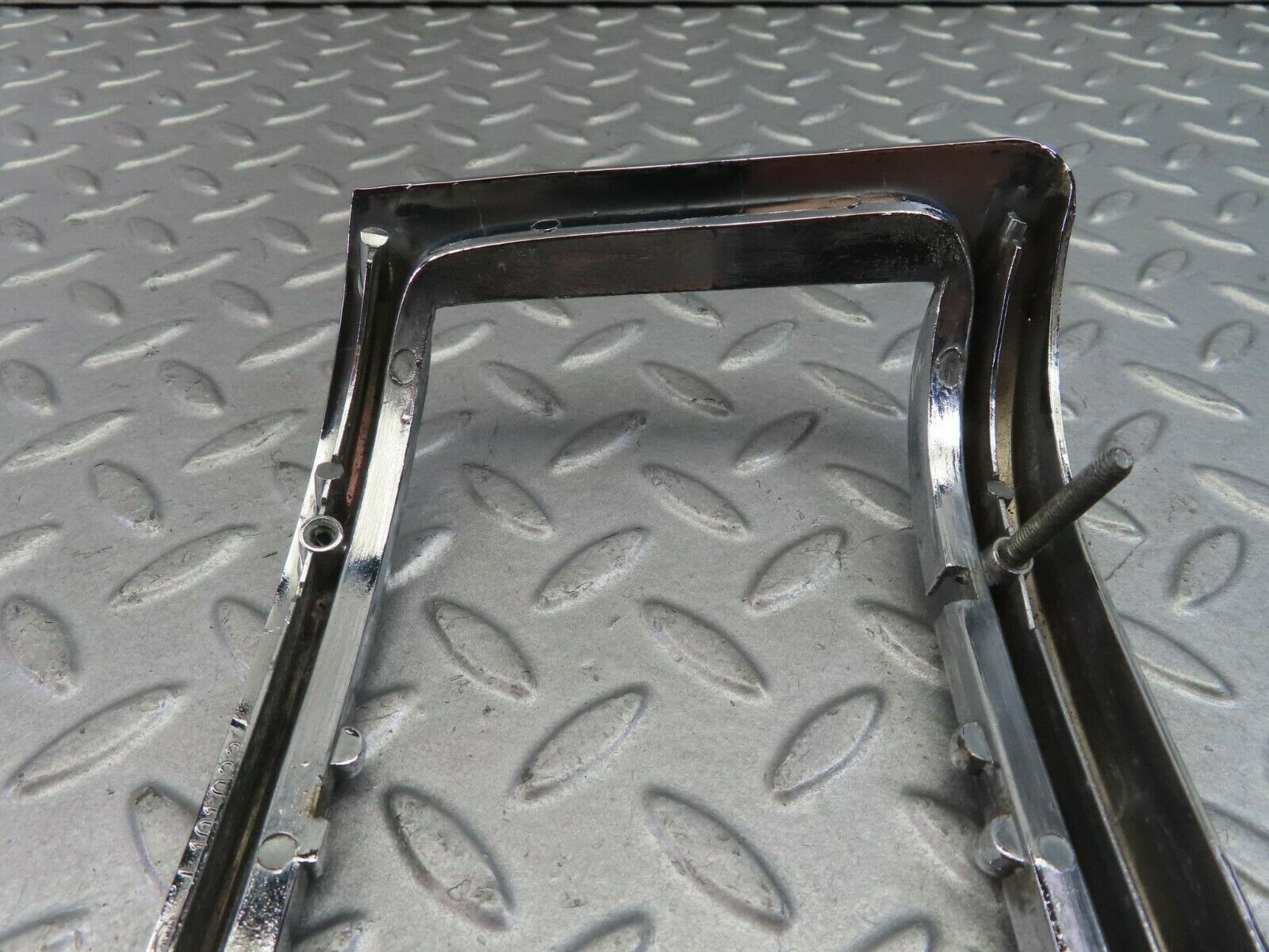 8486 Mercedes-Benz W115 Tail Light Chrome Frame Left Side