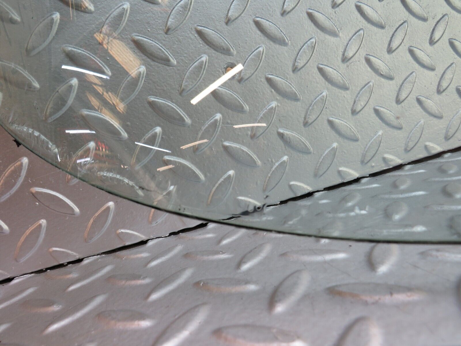 37519 Mercedes-Benz W109 300SEL Front Windscreen