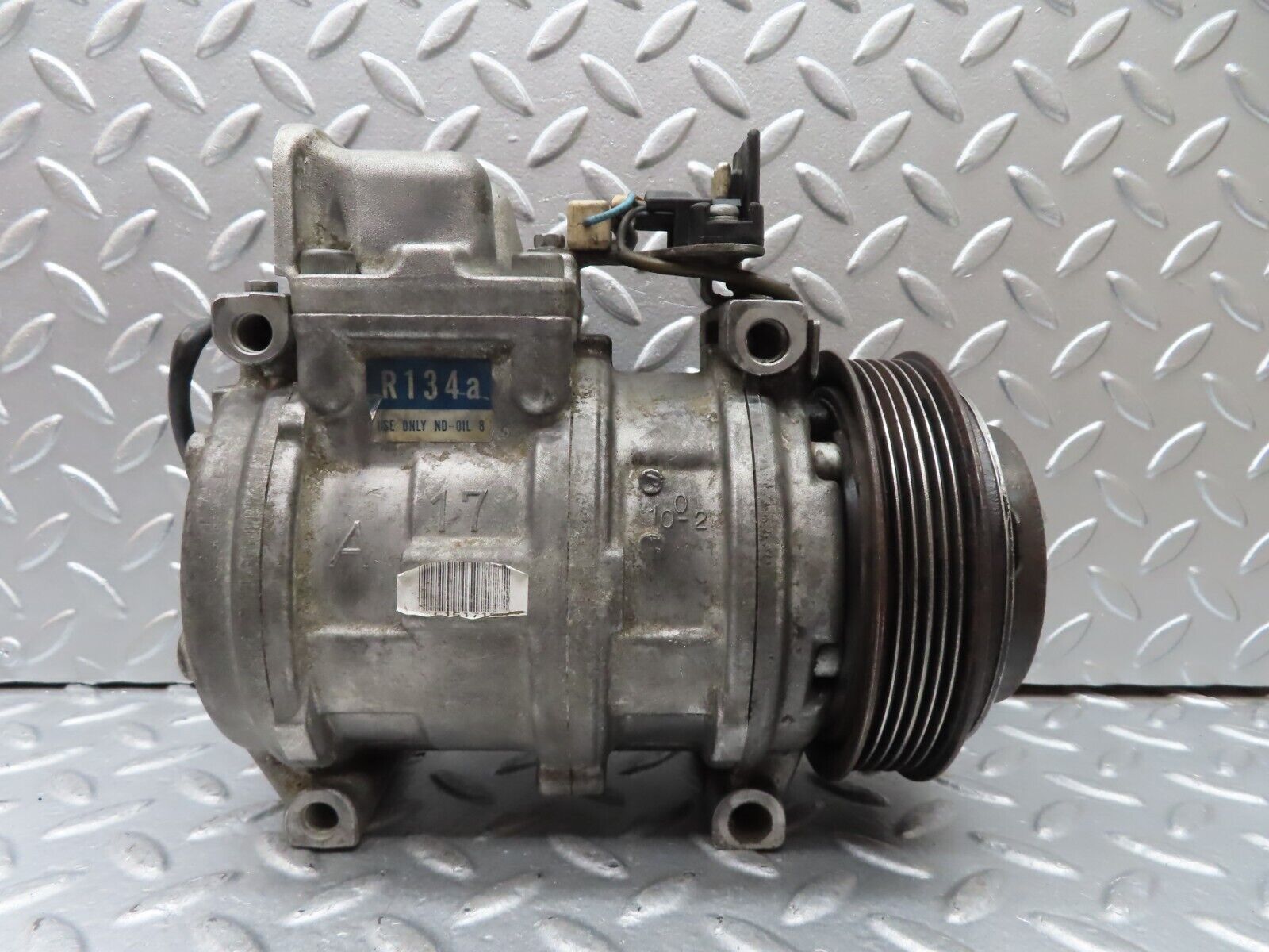 35931 Mercedes-Benz R129 300SL Coupe Air Conditioning Compressor 0002340111