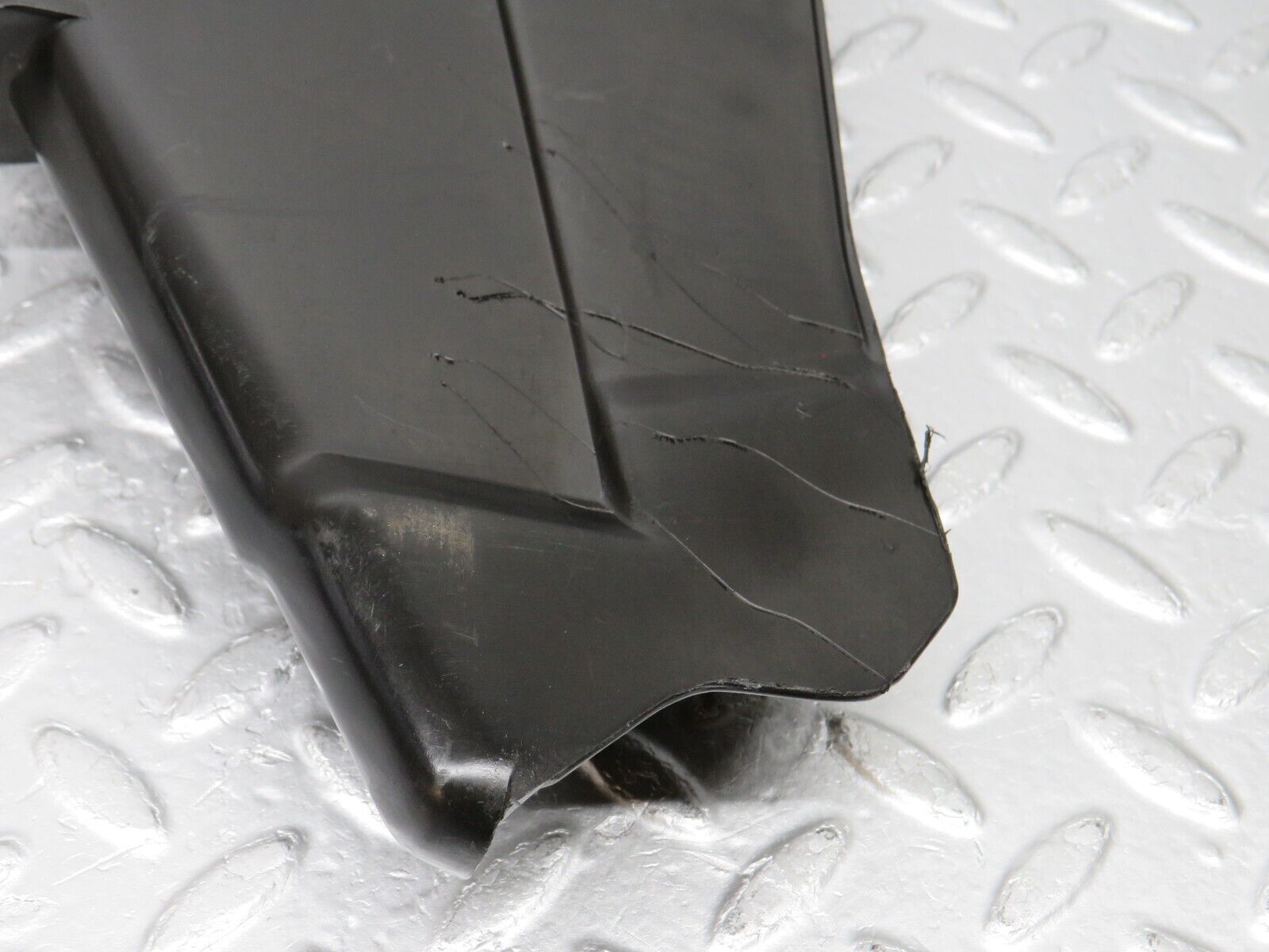 38778 Mercedes-Benz W201 190E 2.6L Front Right Rain Gutter Drain Channel 2016280273