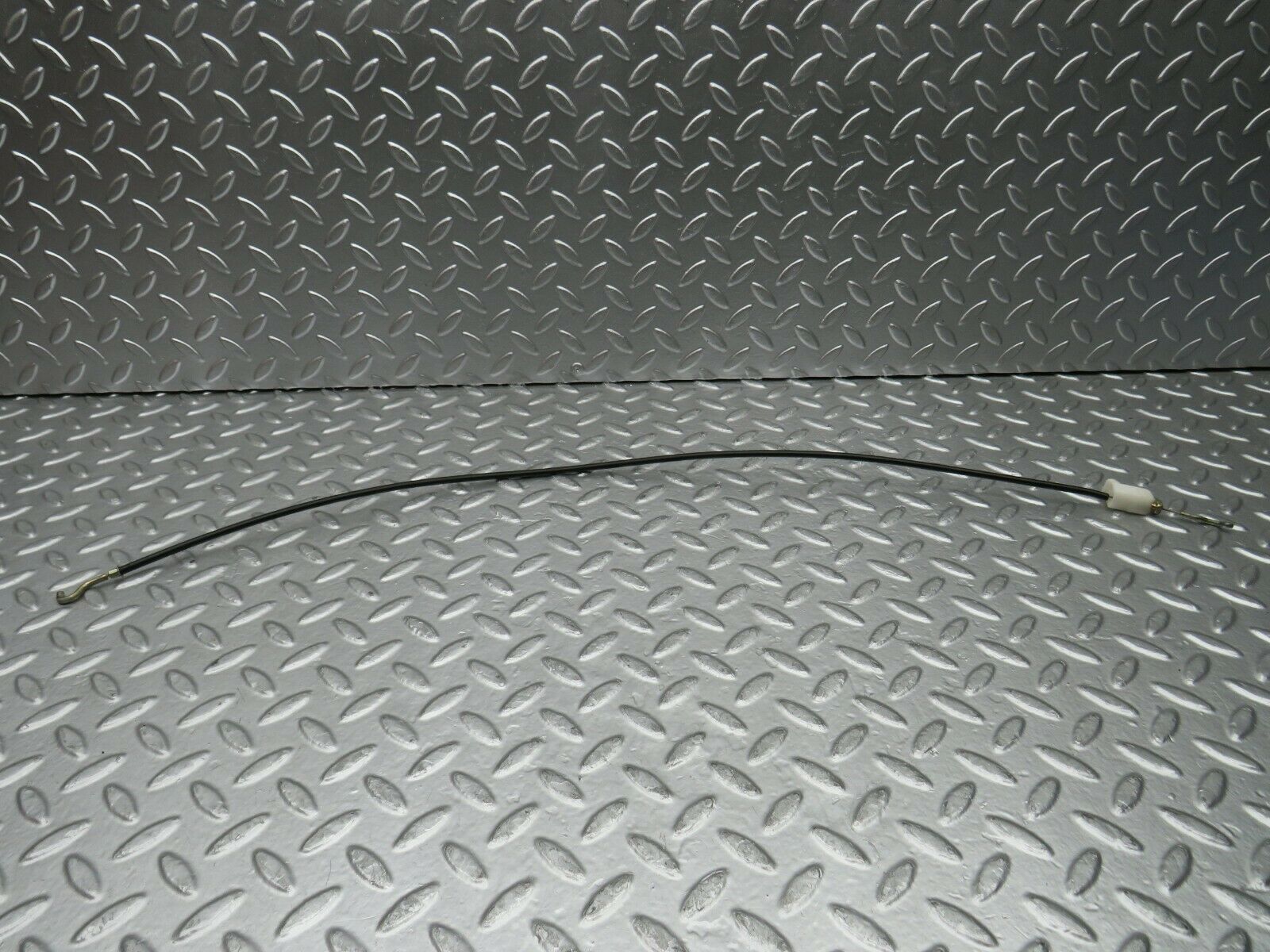 22589 Mercedes-Benz C124 E220 Coupe Door Lock Cable