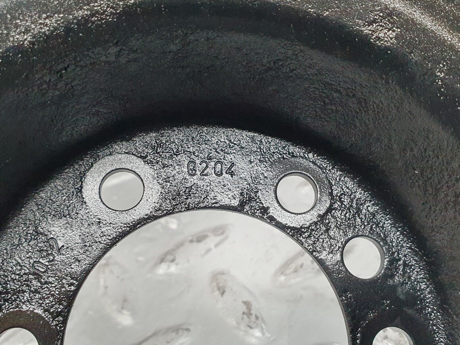 41170 Mercedes-Benz W126 300SE Crankshaft Pulley 6030320204