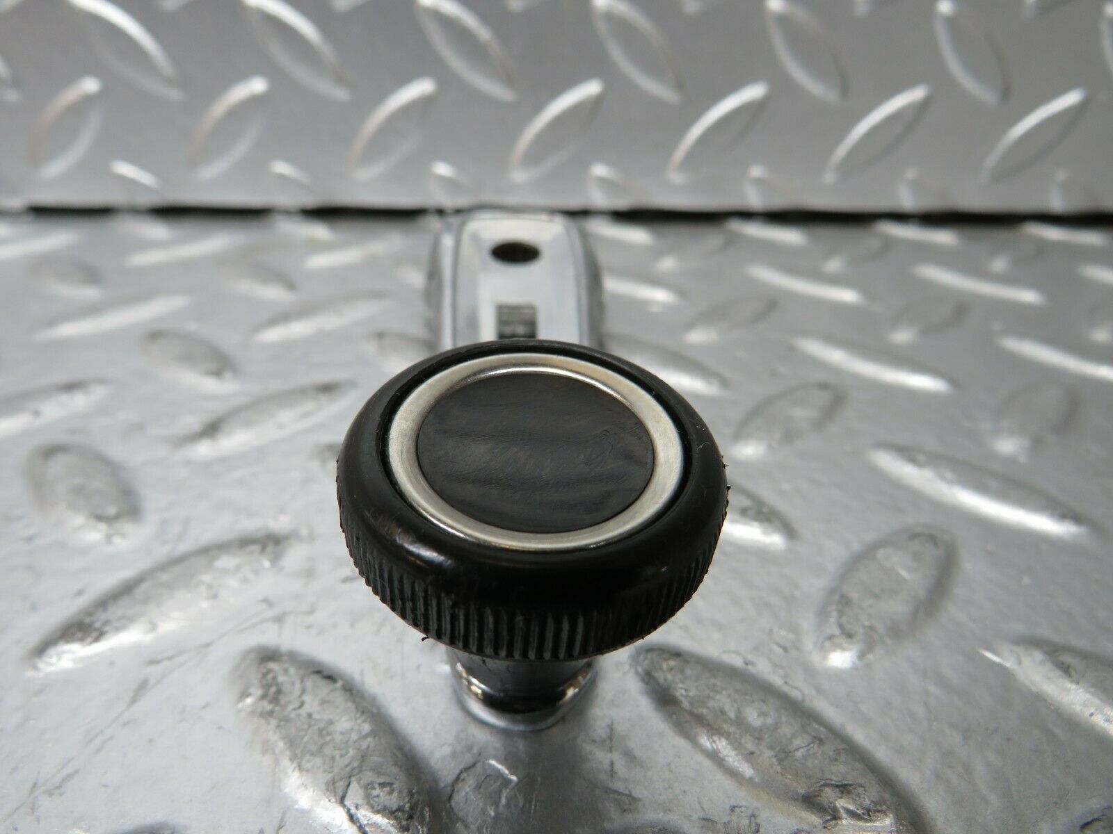 23466 Mercedes-Benz W114 280E Window Lifter Crank Handle