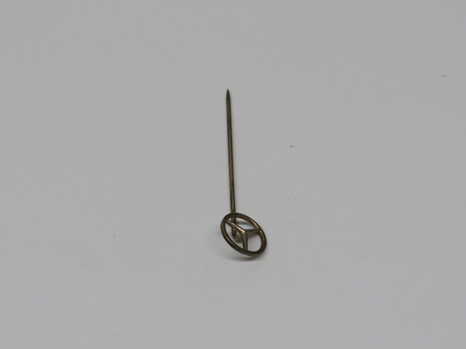 37509 Mercedes-Benz Vintage Lapel Pin Badge