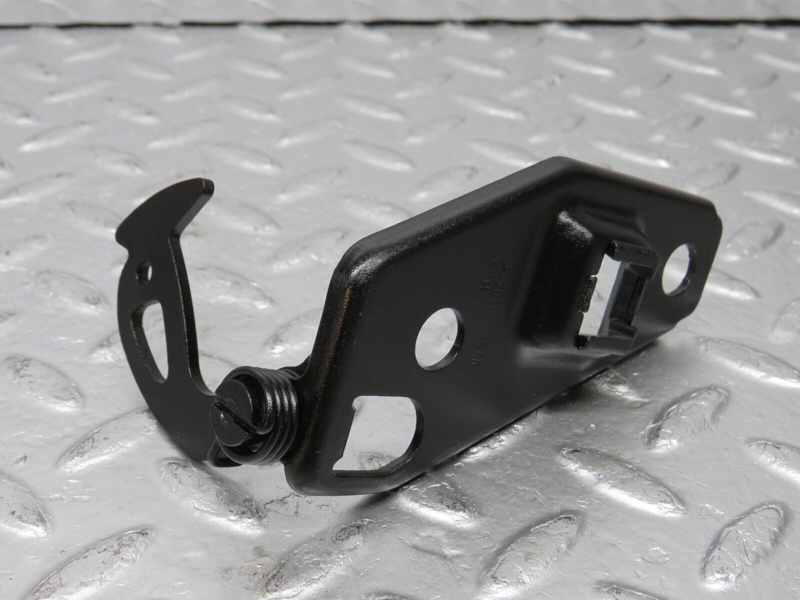 33788 Mercedes-Benz W201 190E 2.0L Bonnet Safety Latch 2018800560